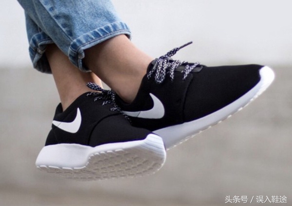 夏天男生穿什么鞋透气又舒适,女生觉得男生穿什么品牌鞋好看