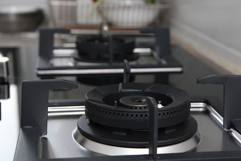 海尔燃气灶和统帅燃气灶哪个好,海尔统帅燃气灶的使用方法