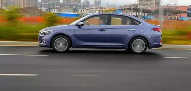 现代最新款悦动,现代悦动最新款车