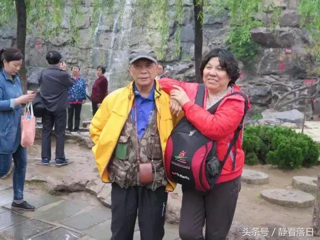 开怀一笑无忌惮，老怪小妖真齐全（红叶网老友聚会图文综合）