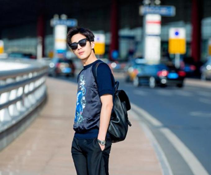 双肩包穿搭夏,夏季双肩包男穿搭