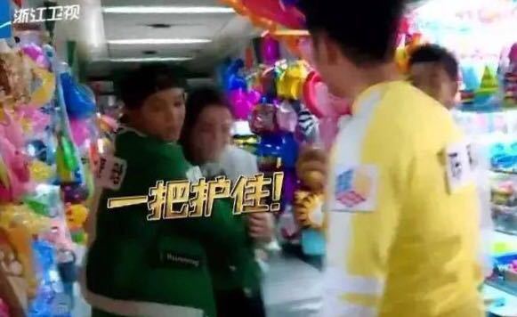 鹿晗与迪丽热巴真实关系揭秘,鹿晗迪丽热巴幕后花絮