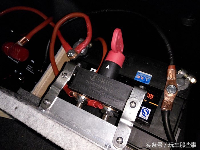 吉利gx7后排座椅放平改床车,吉利全球鹰gx7改装房车