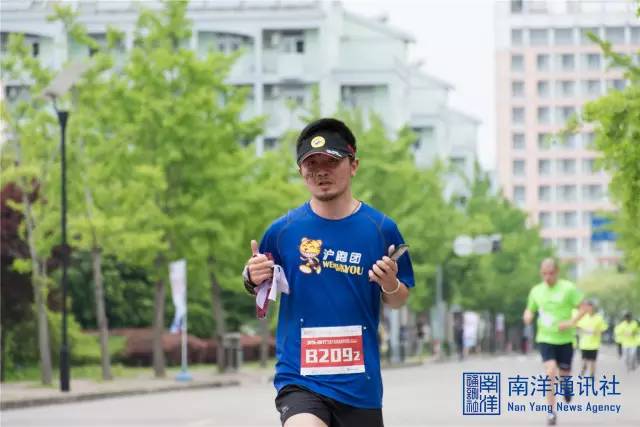 五月你好奋斗,五月你好合唱