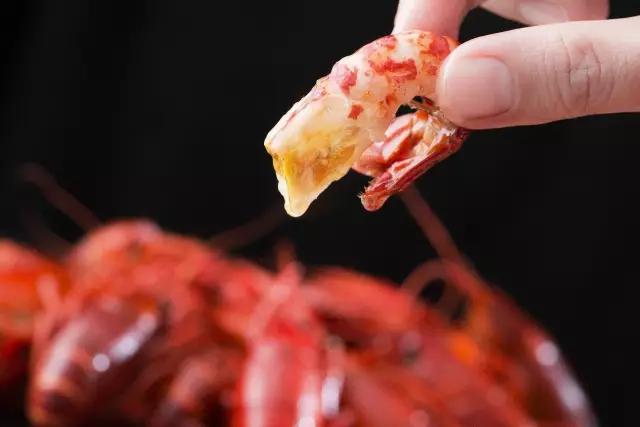 周黑鸭麻辣小龙虾,周黑鸭卖小龙虾吗