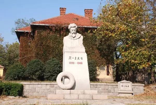 外地人有福了!是谁整理的这本青岛玩乐指南?我要奖励他!