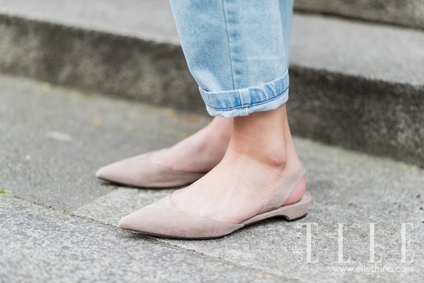 母亲节送妈妈鞋子百搭,母亲节送给妈妈的平底鞋