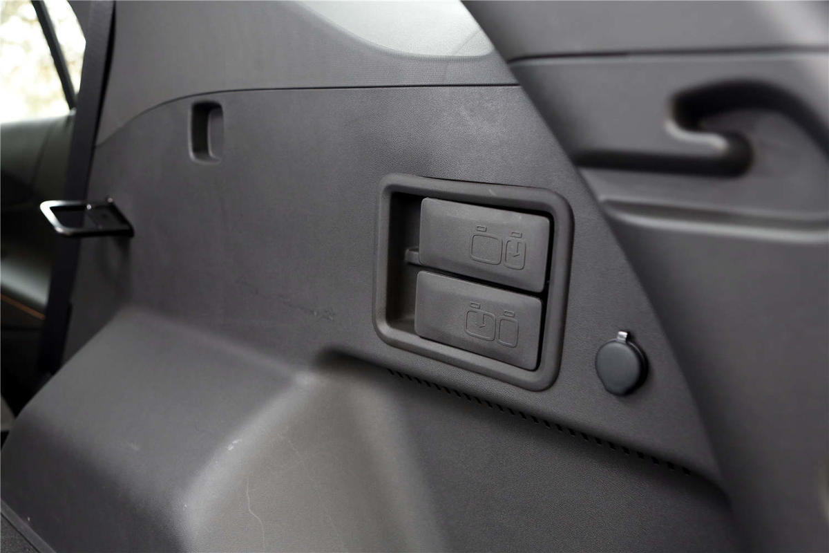 福特锐界和雪佛兰探界者试驾评测,雪佛兰探界者试驾视频1.5t胖哥