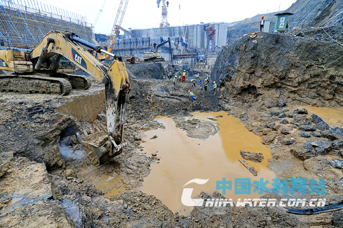 大藤峡水利枢纽左岸工程,大藤峡水利枢纽工程施工现场视频