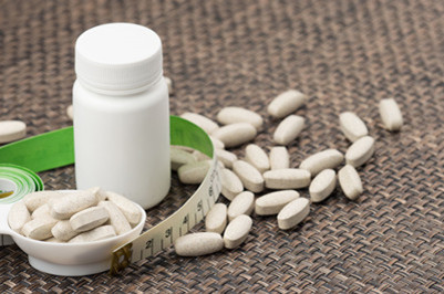 治疗肾病综合症的药,肾病综合症吃激素治疗得吃多久啊