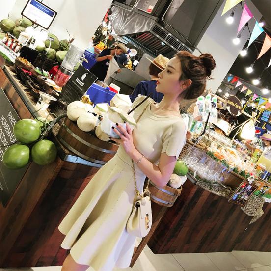 身材化妆师：小短腿不靠高跟鞋，轻松逆袭白长直