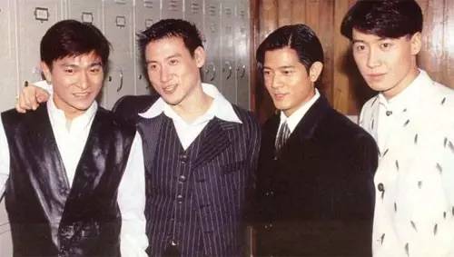 刘德华炸隧道电影,刘德华爆破专家戴的卡西欧