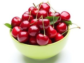 高柳新蝉，池荷榴花，红了樱桃，绿了芭蕉