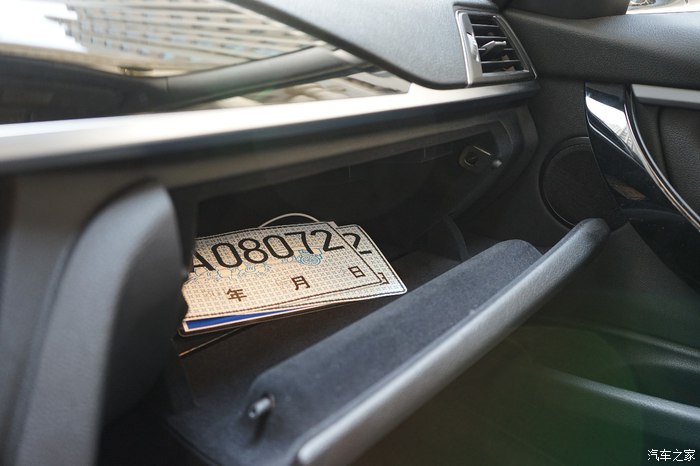 2017款宝马320lim运动试驾,19款宝马320lim运动曜夜版