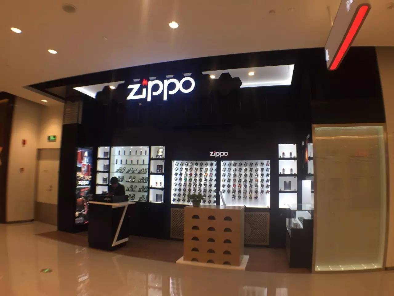 上海来福士是什么商场,魔都上海长宁来福士