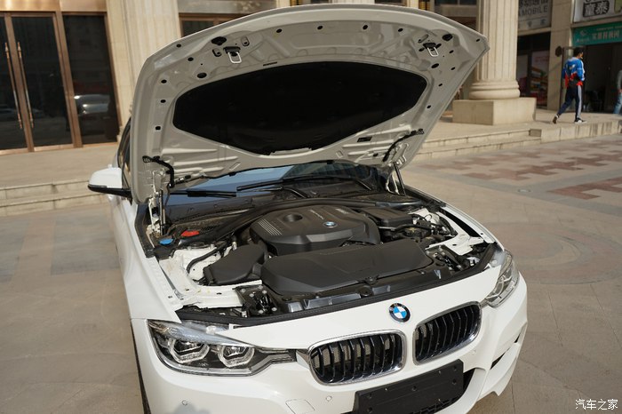 2017款宝马320lim运动试驾,19款宝马320lim运动曜夜版