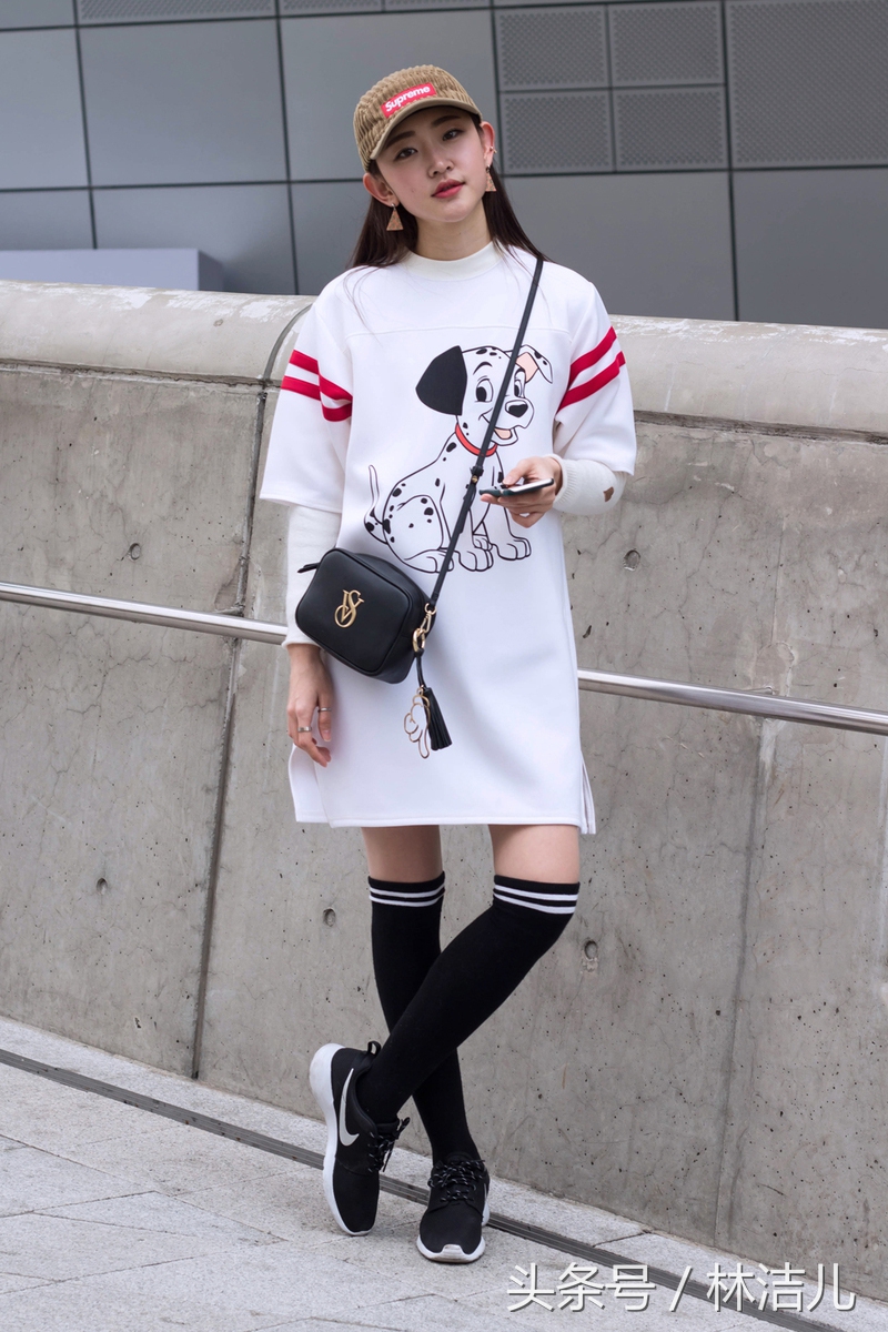 井柏然周冬雨撞衫,周冬雨井柏然红毯