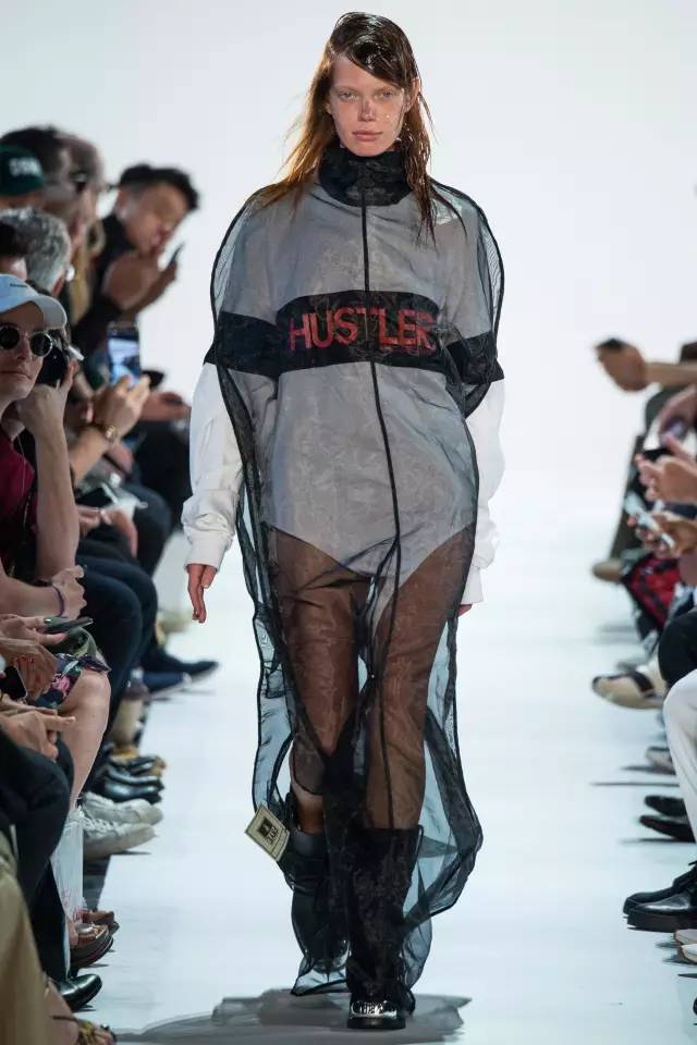 潮流穿搭在哪买衣服,潮人出没的衣服网上怎么买