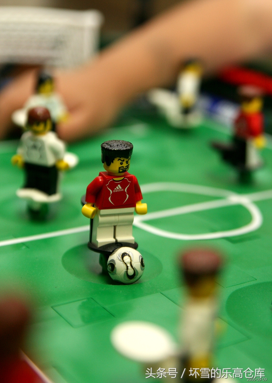 在乐高世界体验富有的生活,在乐高里面生活