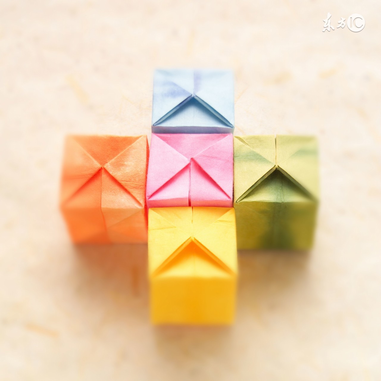 花环贺卡diy,幼儿园花朵卡纸手工贺卡