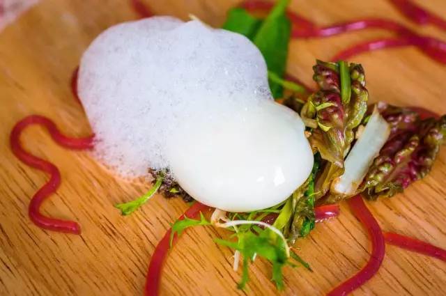 买一套1千元的玩具,500块1套玩具