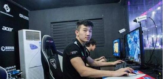 JD强势加入LPL，前OMG辅助达7担任教练，龙三千签约YG