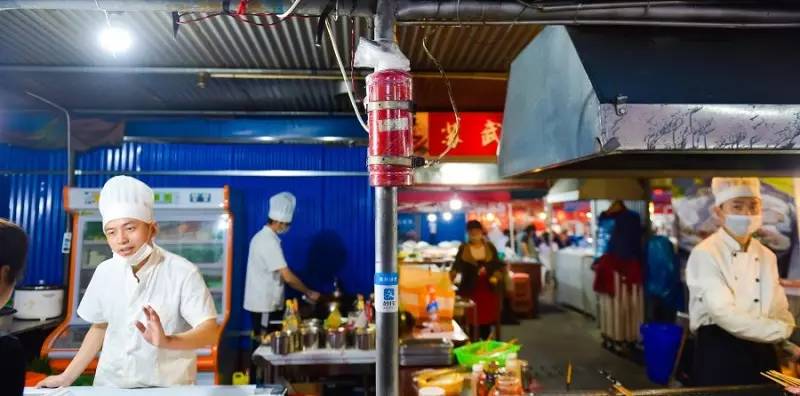 撸起袖子吃大席,撸起袖子吃海鲜