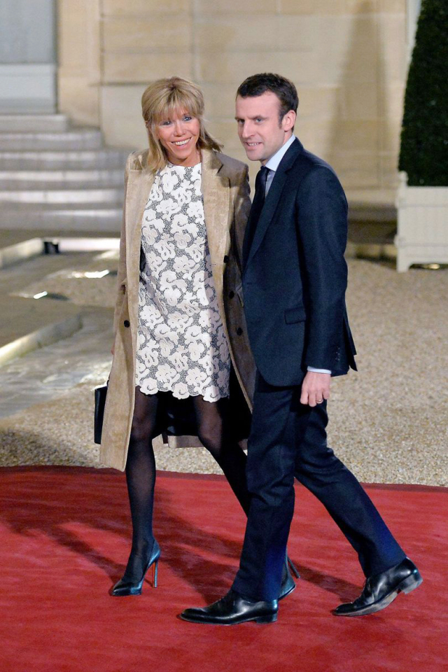 39岁总统帅小伙儿和64岁第一夫人来了！这一种“人生赢家”的人生……