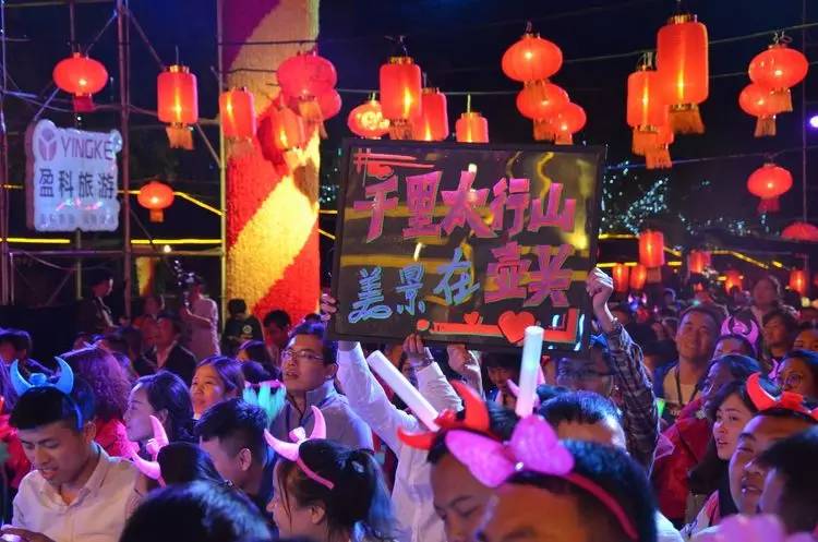 客场战胜中国队却被鼓掌欢呼,主场取胜