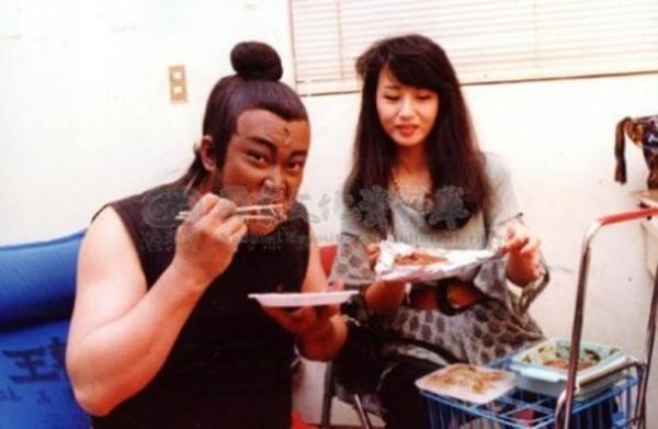 抽刀断水水更流,举杯消愁愁更愁论包大人专业户金超群老师