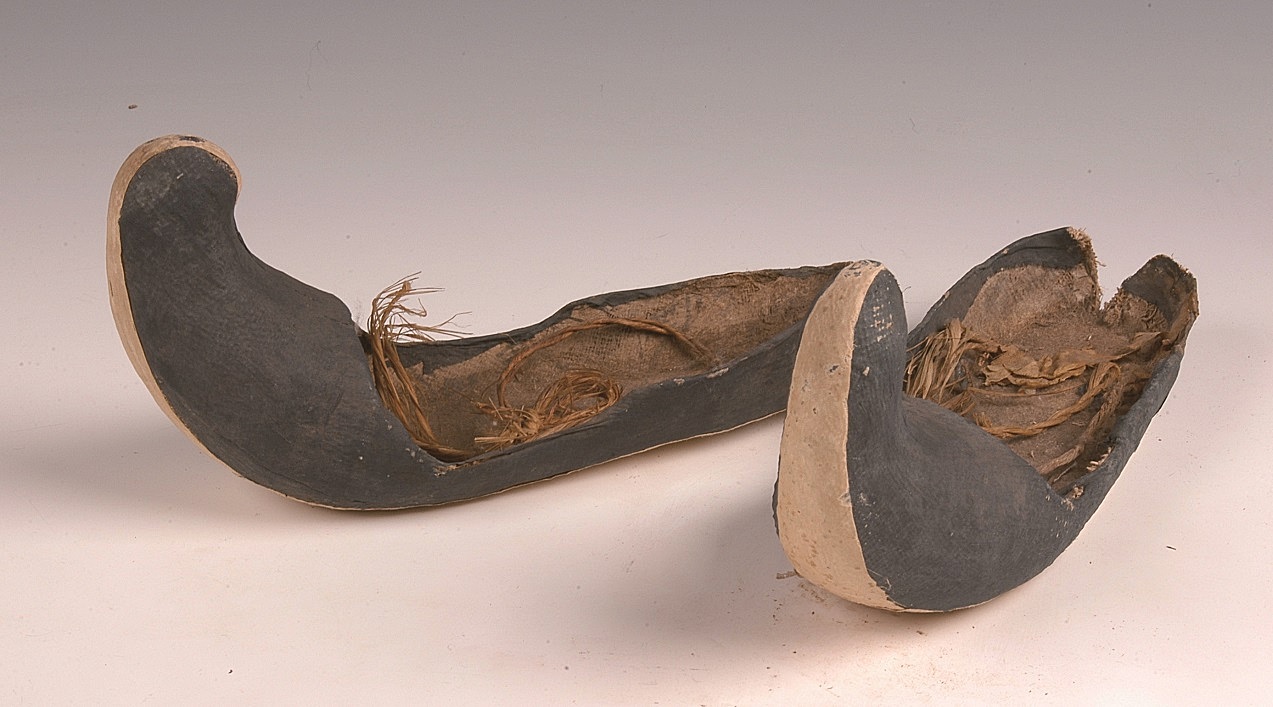 要走出的一条“丝绸之路”，怎能少的了一双西域的潮鞋？