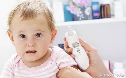宝宝发烧怎么办教你几招应对手法,宝宝发烧怎么办一招解决