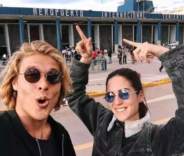 女明星把它宠上了天，一年四季走哪儿带它！