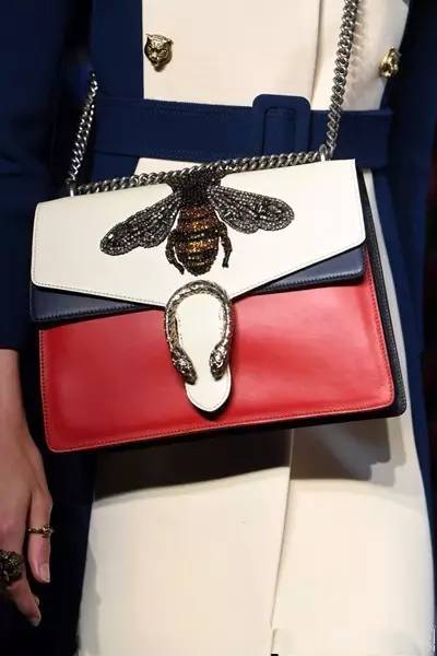 2017蛇与骨的华丽融合!古驰又承包了我下半年的钱包了!