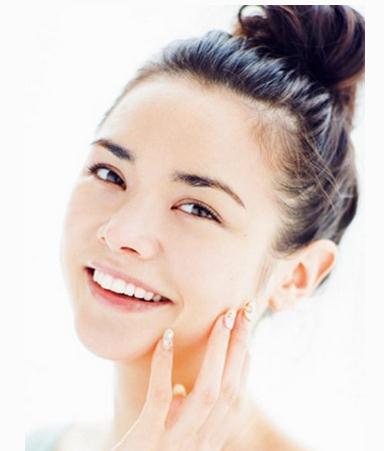 洗澡对长痘有好处不,泡澡不容易长痘