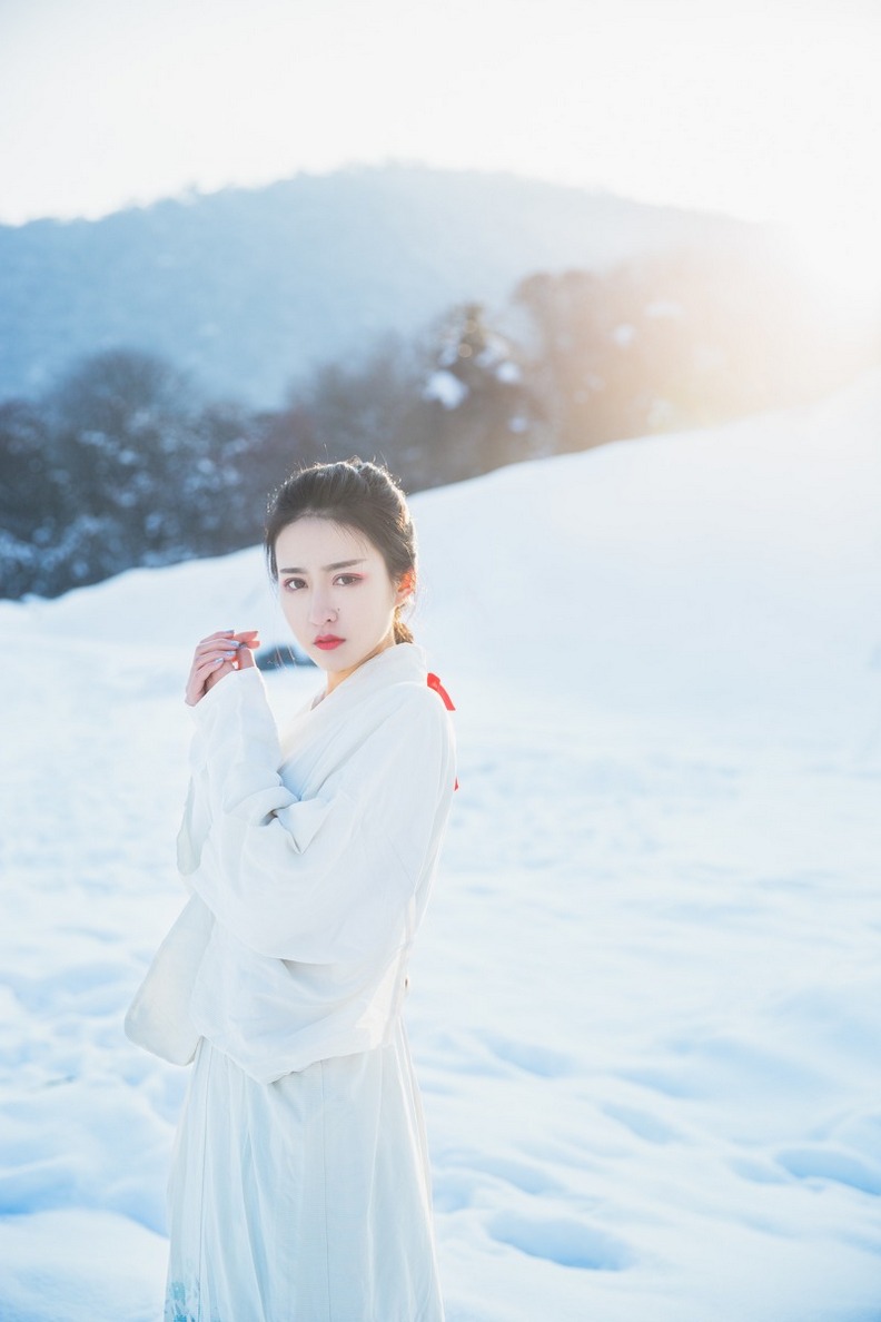 谱一曲委婉，此生不换