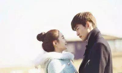 现在就只有“霸道总裁要上我”才能满足老夫抖M的少女心啦！