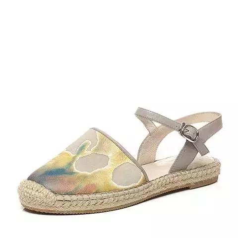 榛果深棕发色,臻果褐