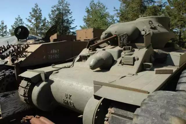 澳大利亚，原来还有如此“屌”的坦克！