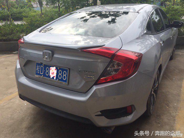 十代思域圣辉银2020款 (10代思域圣辉银提车)