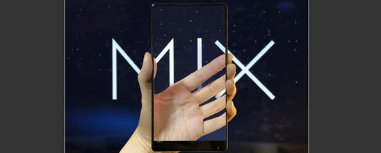 目前最流行全面屏手机,全面屏手机为什么比十年前好看