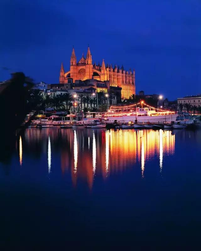 西班牙的古迹有哪些,西班牙有哪十大名胜景点