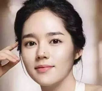 嘴角右边有痣代表什么含义女人,手指各个地方长痣的不同含义