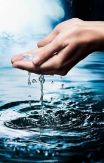 碧欧泉「奇迹水」肌底精华露——源自法国比利牛斯山的传奇青春之泉