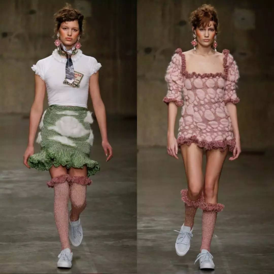 t恤牛仔甜酷,今夏流行这4种t恤时尚又百搭