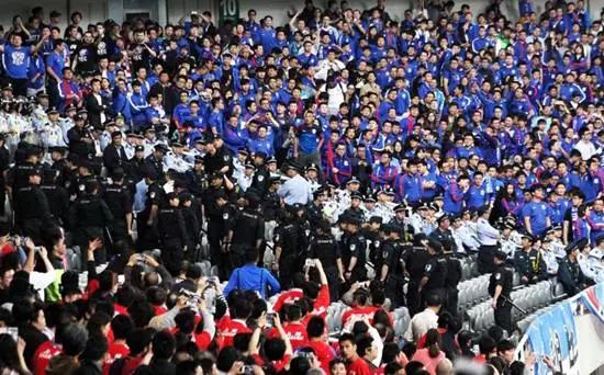 15比1的悬殊对比,上海德比谁是上海滩老大