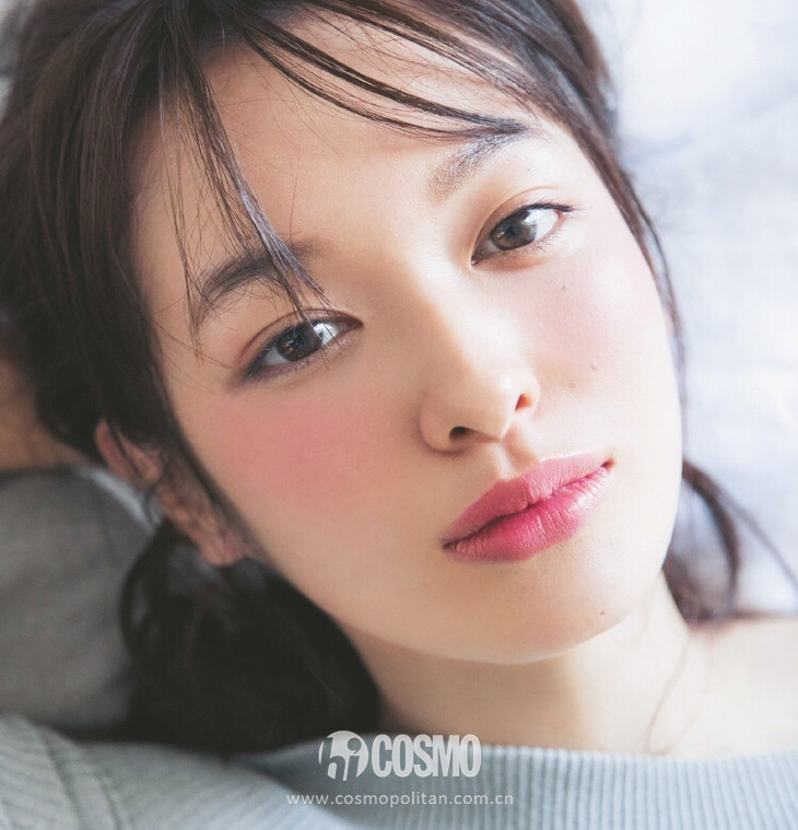 费洛蒙妆前后对比,日本人看迪丽热巴奥黛丽赫本造型