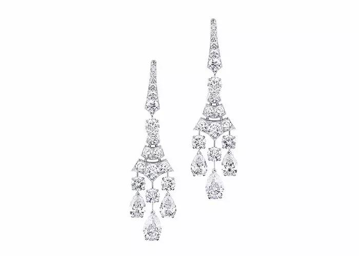 范冰冰全程陪伴,范冰冰踏上戛纳红毯的那一刻