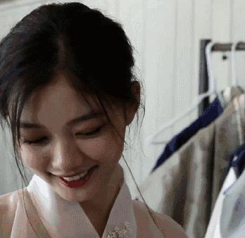 我只注意到后面的亮点了，哈哈