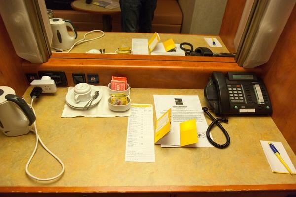 坐着豪华游轮,坐着邮轮看世界